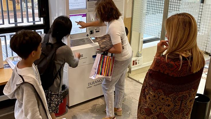 Eraso zibernetikoa guztiz konpondu barik dagoen arren, dokumentu batzuk kudeatzeko aukera zabalik dago HAZen