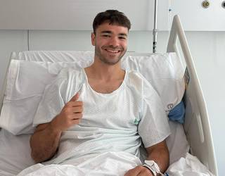 Unai Egiluzi ebakuntza egin diote berriro eskuin belaunean