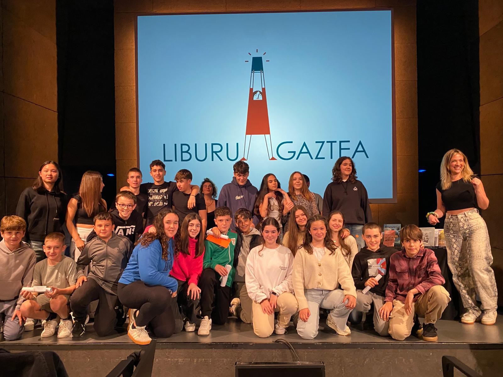 Liburu Gazteako saria, Abadiñora