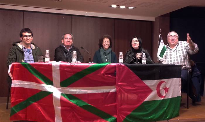 Herritar batek 6.000 euro eman ditu Saharako elkartasun karabanarako