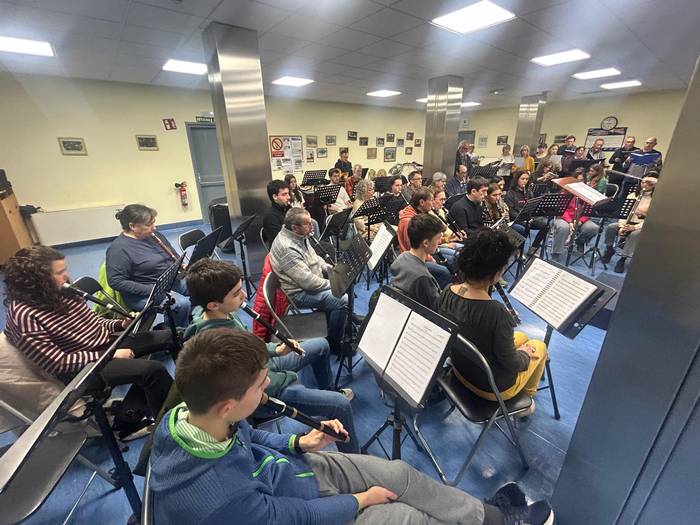 Dena prest abenduaren 28an Plateruenan eskainiko den Gabonetako Txistu Kontzerturako