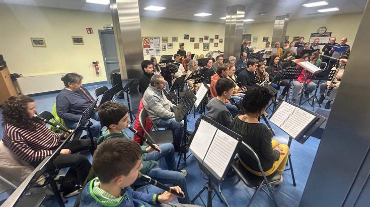 Dena prest abenduaren 28an Plateruenan eskainiko den Gabonetako Txistu Kontzerturako