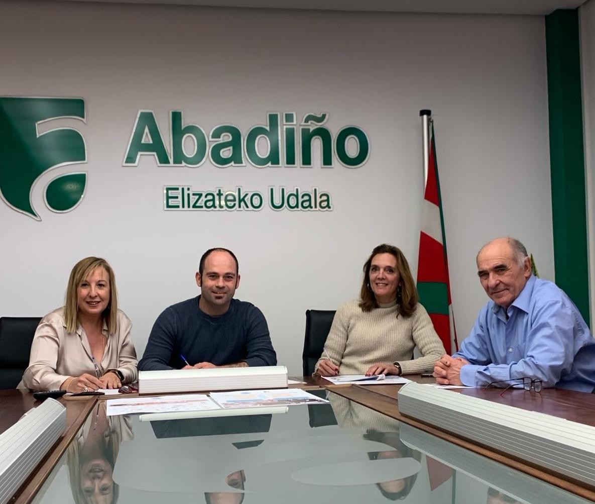 Abadiñoko Udalak lankidetza hasi du Bultzaturekin, mendekotasuna dutenei laguntza teknikoa eskaintzeko