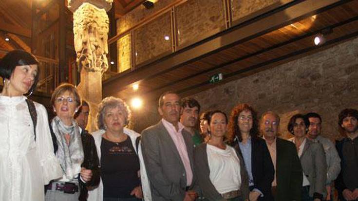 Kurutzesantu museoa inauguratu zuten