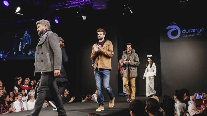 Durangoko 18 saltokitako arropak, osagarriak eta  oinetakoak erakutsiko dituzte barikuko Fashion Gauean