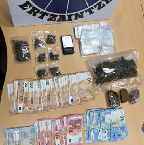 Gizon bat ikertu dute Durangoko lonja batean substantzia sorgorgarriekin trafikatzeagatik