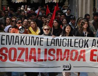 ITAIA: "Beharrezkoa da emakume langileon interesak defendatuko dituen proposamen iraultzaile bat eraikitzea"