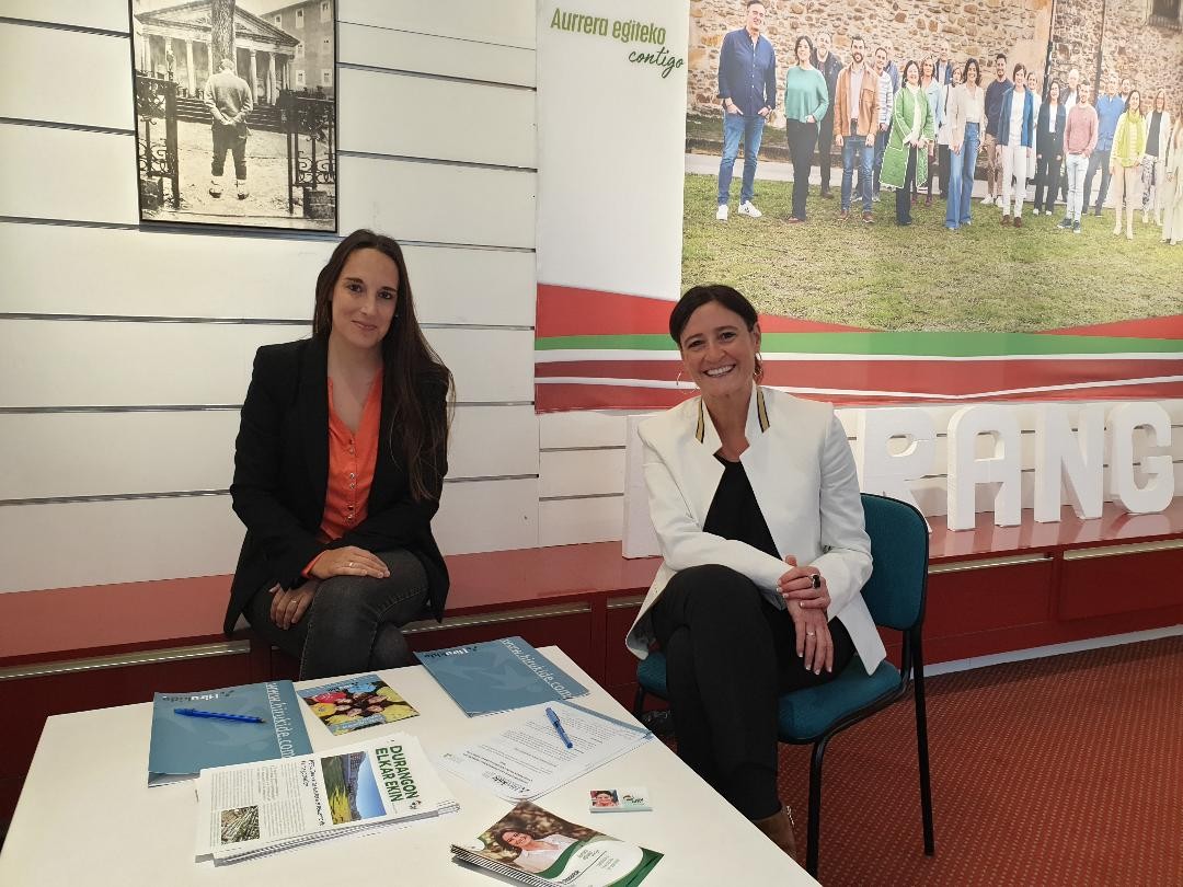Durangoko EAJk familia ugarientzako hobariak berreskuratu eta merkatarientzako zergak murriztu gura ditu