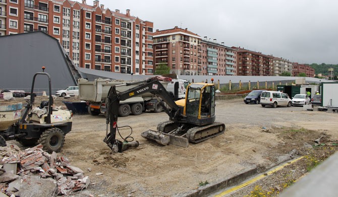 Trenbideko planaren maketa ez dute ekarriko, baina informatzeko eskatu dio udalak jaurlaritzari