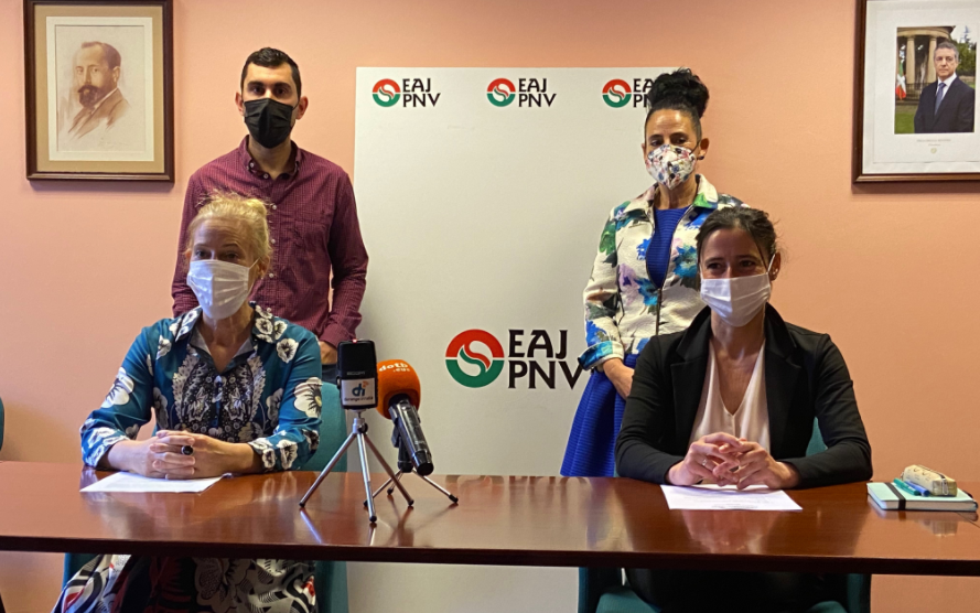 Durangoko EAJk "lidergo falta" eta "makillaje politikan aritzea" egotzi dio gobernu taldeari