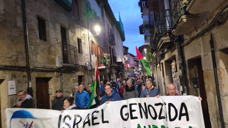 Palestinak bizi duen egoera "kritikoa" salatu dute Elorrion