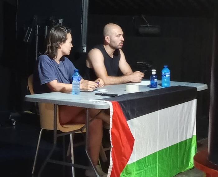 Patxi Calleiras, flotillako kidea: "Gure kideak besarkatzea utzi ez eta kolpeka hasi ziren"