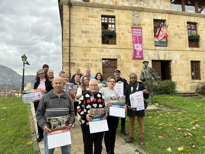 2026ko egutegia aurkeztu dute, 'Mundu bat Iurretan' proiektuaren eskutik