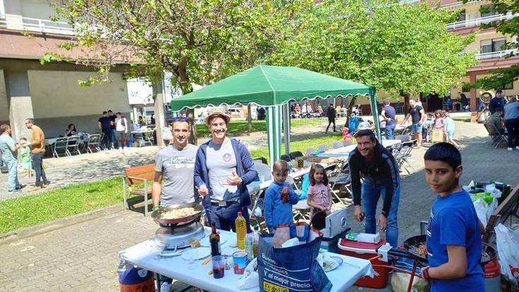[ARGAZKI GALERIA] Traña Matienako jaietako paella txapelketa