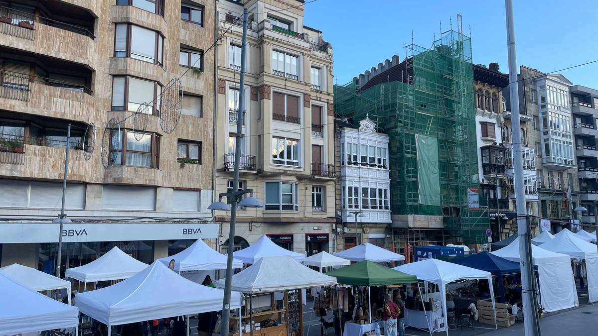 Eguraldia dela eta, Naiz Markt azoka martxoaren 21era atzeratuko dute