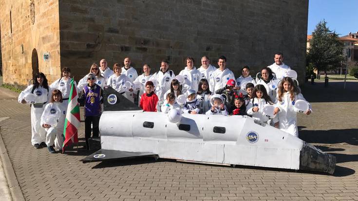 Abadiñoko astronauta taldeak irabazi du inauterietako argazki lehiaketa