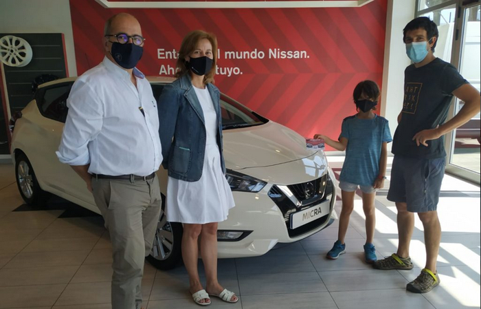DRTk Nissan Micra kotxearen zozketarako boletoak salduko ditu Andra Mariko elizpean