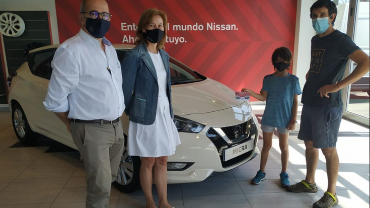 DRTk Nissan Micra kotxearen zozketarako boletoak salduko ditu Andra Mariko elizpean