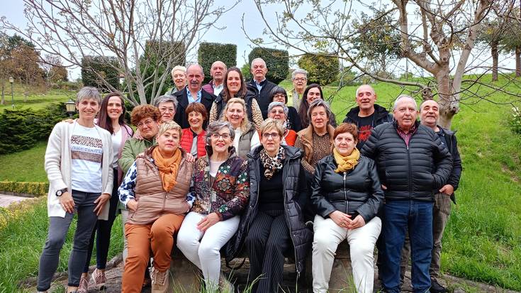 Kontzertu berezia Mallabian, Mendibil abesbatzaren 20. urteurrena ospatzeko