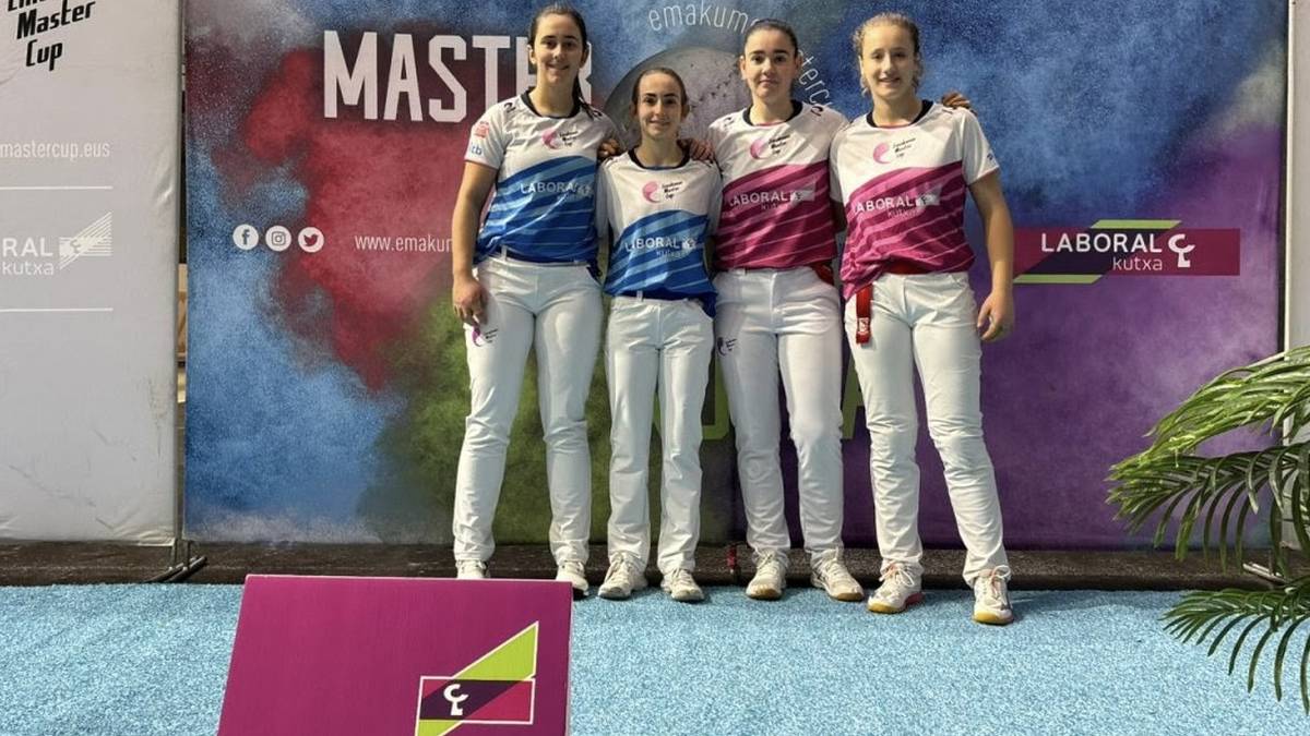 Ruiz de Infantek eta Mendizabalek gertuago dituzte finalerdiak gaur Durangon lortutako garaipenarekin