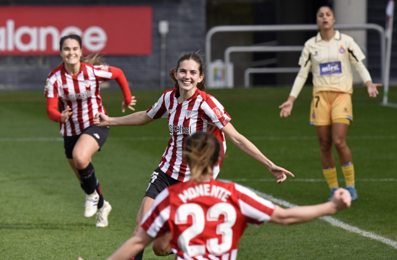 Irene Oguiza gol birekin bueltatu da Athleticen lehenengo taldera, lesionatu zenetik urtebetera