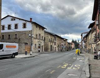 San Pio kaleko berrurbanizazio lanak hasi dituzte Elorrion