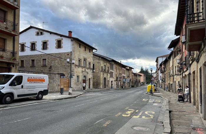 San Pio kaleko berrurbanizazio lanak hasi dituzte Elorrion