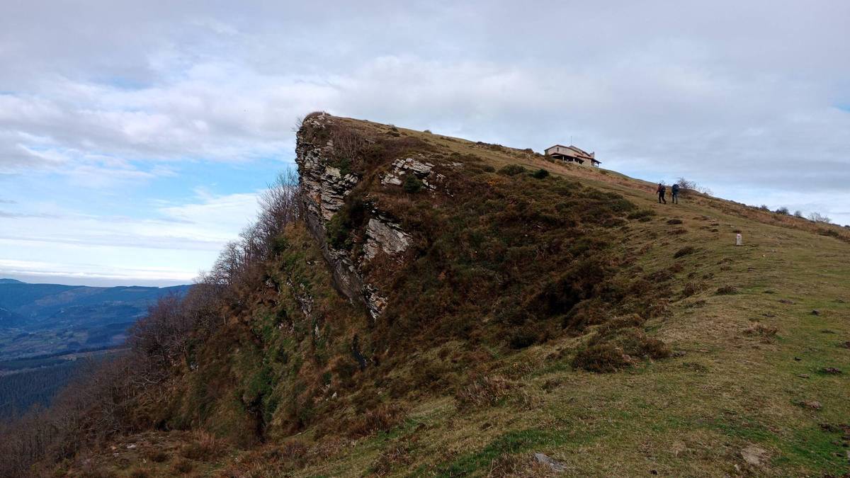 Enaren ibilbideari buruz gehiago jakiteko aukera, Alpino-Tabirak antolatutako hitzaldian