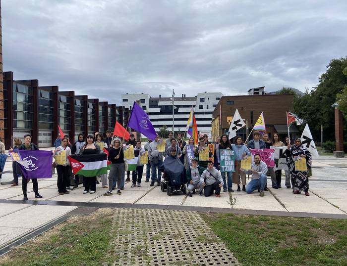[EGITARAUA]: Zeker, Tatta&Denso, Ødei, Maruxak eta Palestinarekiko elkartasuna Durangoko txosnetan