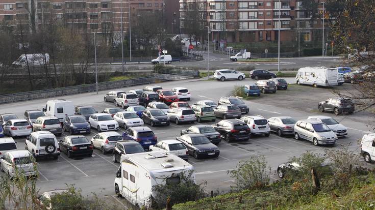 Iurretan etxebizitza "krisiari" aurre egiteko neurriak proposatu ditu EH Bilduk