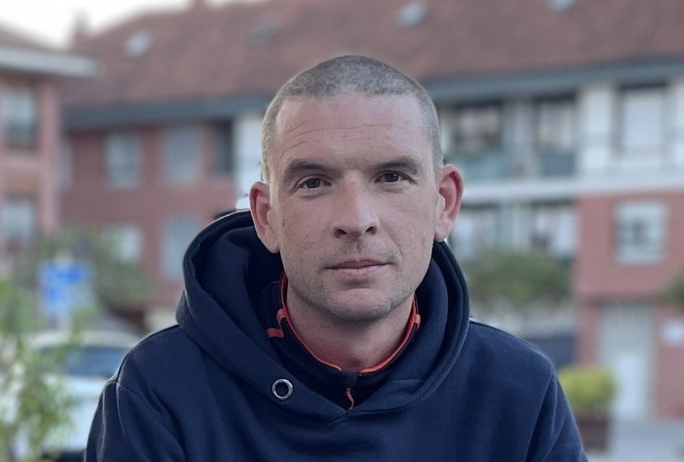 "Europara begira gaude, baina alternatibak etxean hasi behar dira"