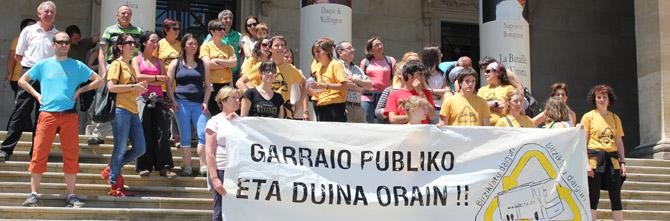 Durango eta Gasteiz  aldarrikapenez lotu dituzte