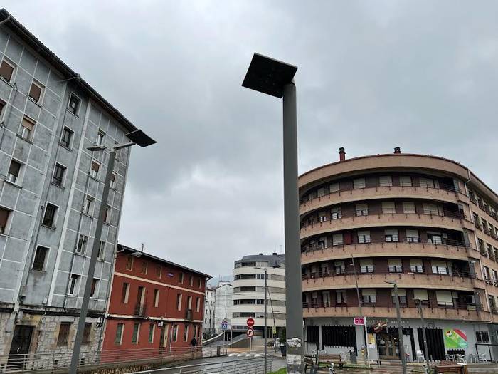 Iurretako Udalak argiteria publikoaren mantenu-lanetarako lizitazioa jarri du martxan