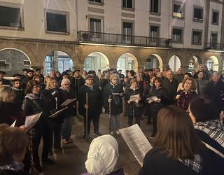 [ARGAZKI GALERIA] Santa Ageda koplak abestera irten dira