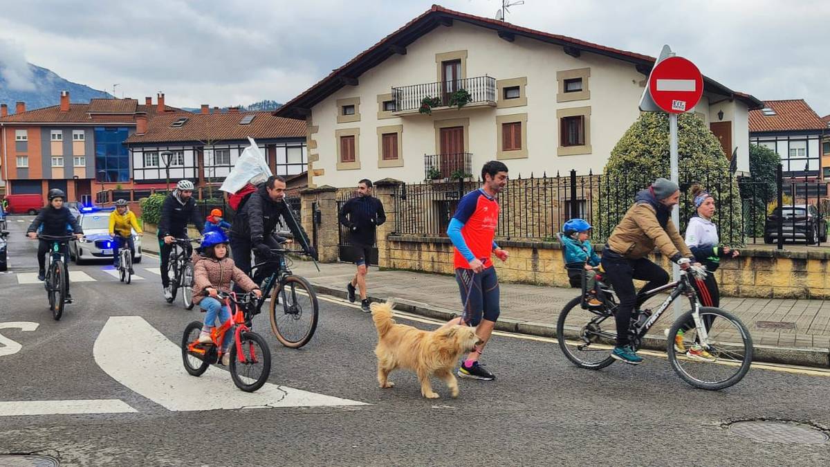 [ARGAZKI GALERIA]: Urteko azken goiza Durangaldean