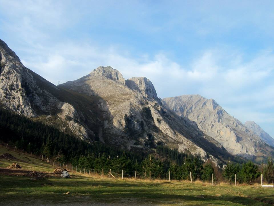Orkatilan min hartu duen mendizale bat erreskatatu dute Astxikin