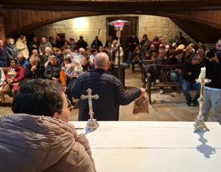 [ARGAZKI GALERIA] 1.134 euro batu dituzte Garaiko errematan, azken urteotako kopururik handienetakoa