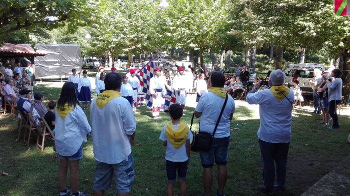 Izurtzako jaiei Santa Agedan eman diete segida - 1