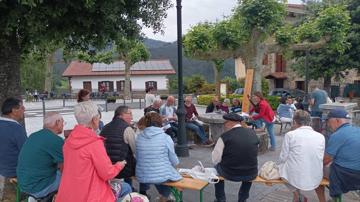 Kantulagunen edizio berria prestatzen hasi dira Garain