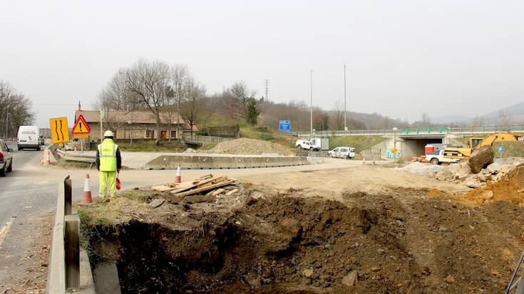 Bernako auzotarren eskaerak Aldundira helarazi ditu udalak 
