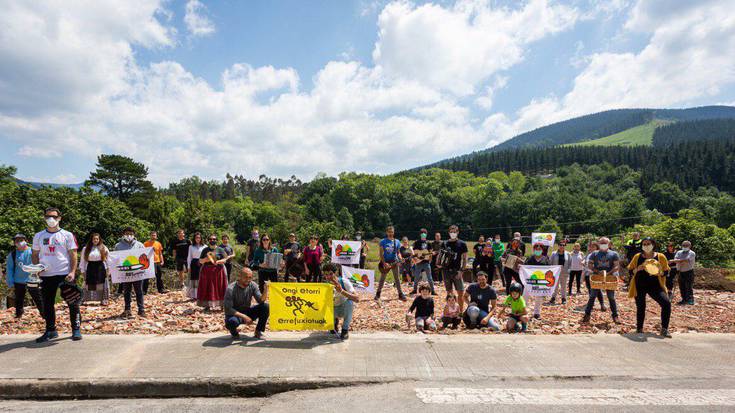 Atxondon manifestazioa egingo dute maiatzaren 24an AHTrik ez dutela nahi aldarrikatzeko