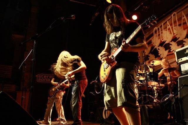 Rock gogorra, metala, eta post-hardcorea entzungai Plateruenean  
