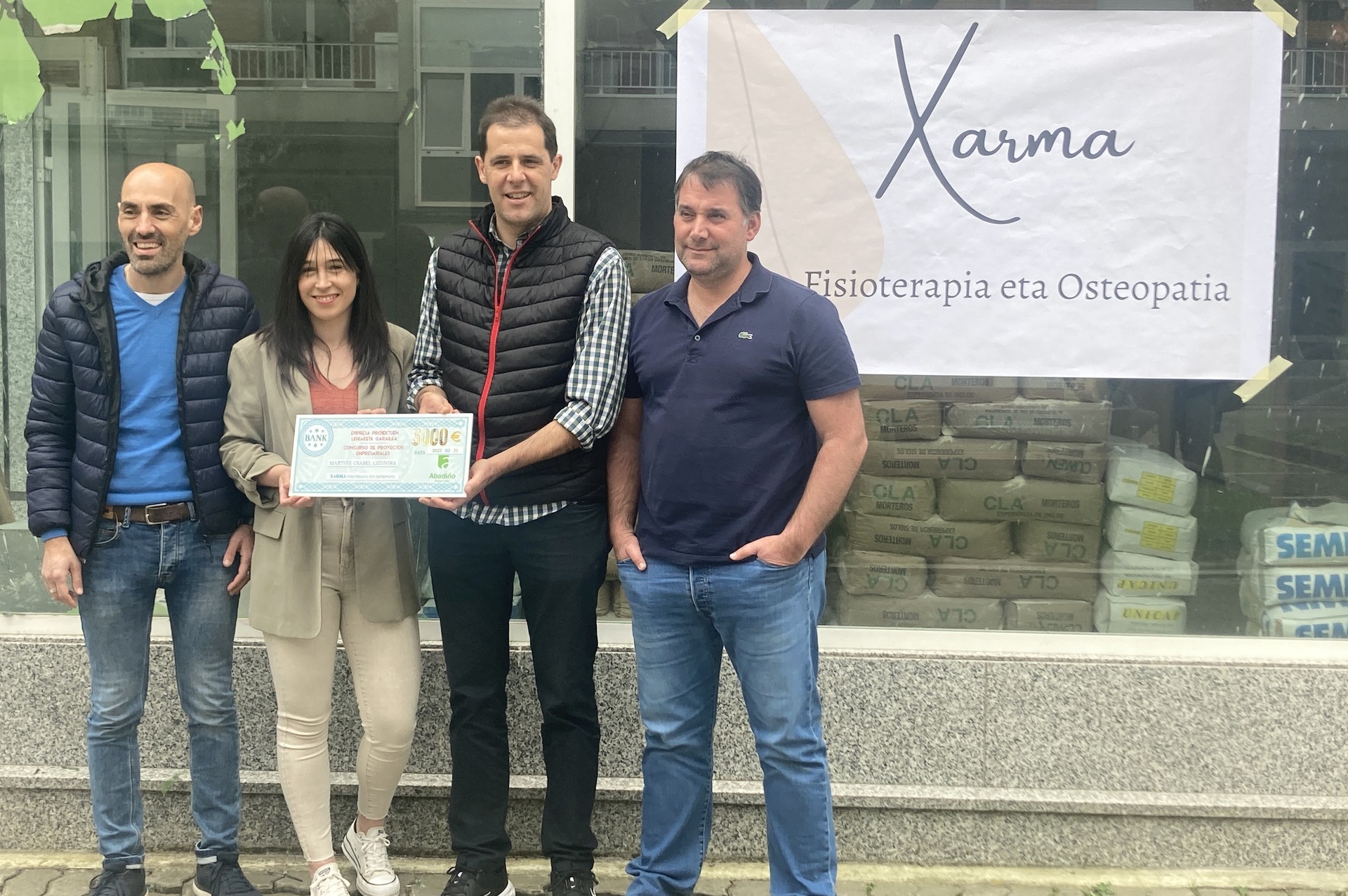 Xarma Fisioterapia eta Osteopatia zentroak irabazi du Abadiñoko enpresa-proiektuen lehiaketa