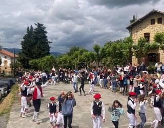 [ARGAZKI GALERIA]: Festa giro paregabean Asentzio jaiak ospatu dituzte Andikoan