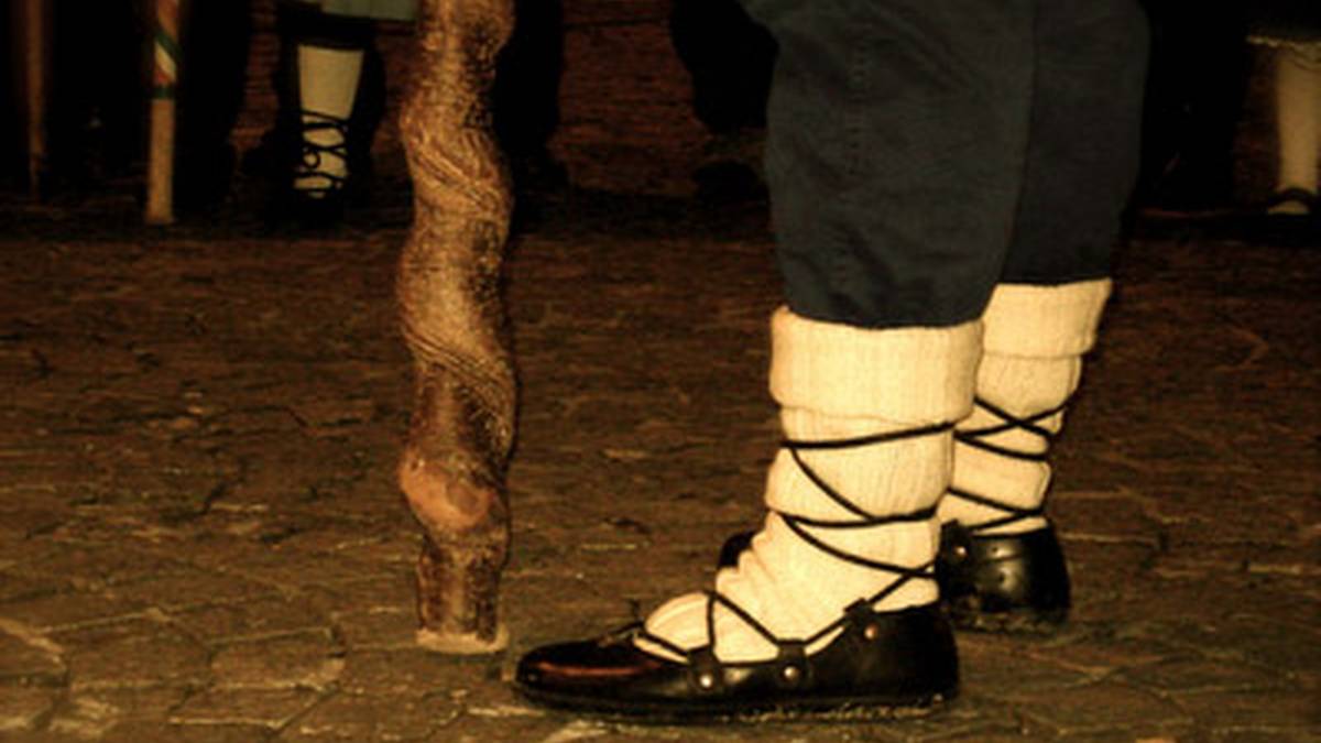 Santa Ageda koplak abesteko entseguak Garain