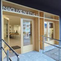 World Cafe: Emakumeen Etxeak