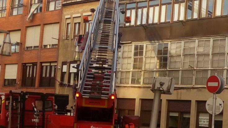 Asiar liztorraren erlauntza erretiratu dute Durangoko alde zaharrean