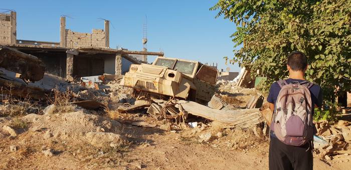 Kurdistango Kobane hirian gertatzen ari diren erasoak gaitzetsi ditu Durangoko Suargi elkarteak