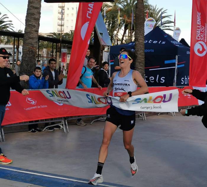 Gurutze Frades garaile Mitja de Salou lasterketan