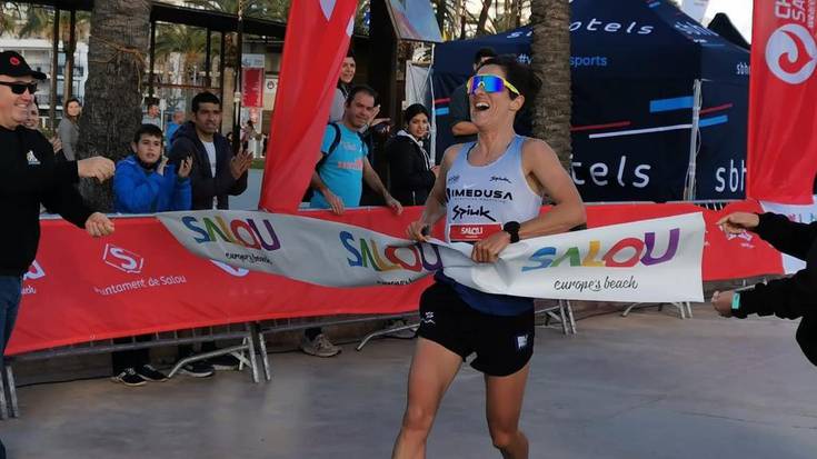 Gurutze Frades garaile Mitja de Salou lasterketan